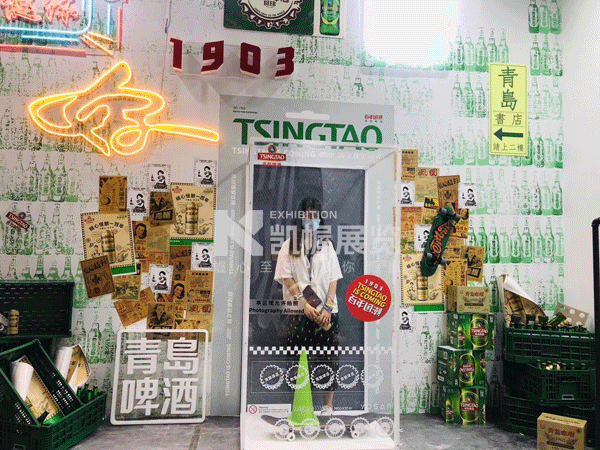 深圳服裝展廳設(shè)計